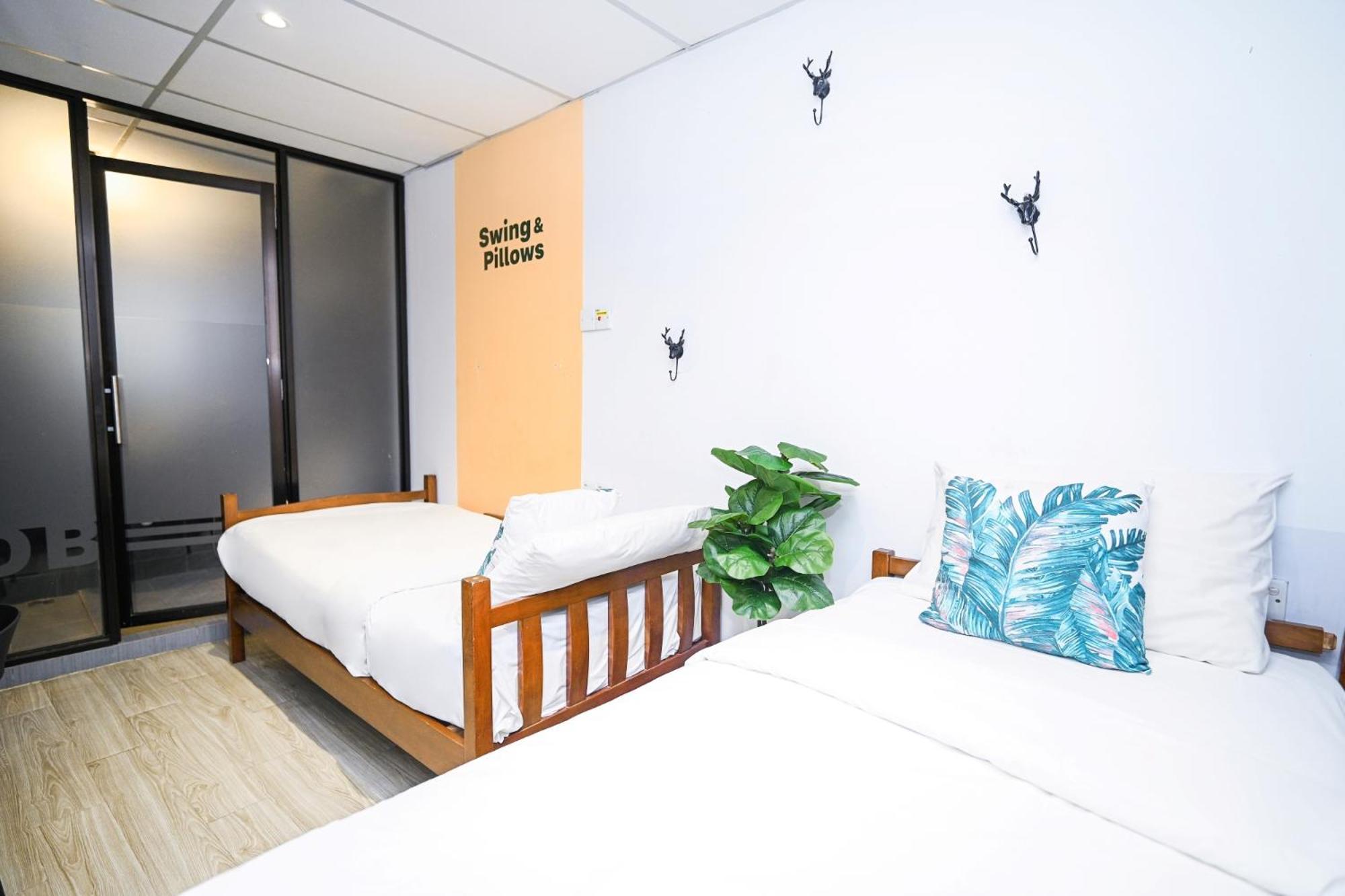 Swing & Pillows @ Beach Street 乔治敦 外观 照片